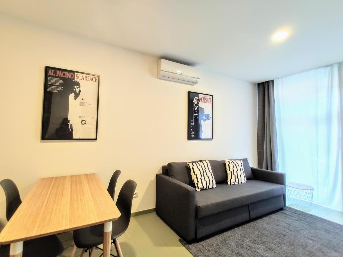 Bombarda Cinema Apartments Porto Dış mekan fotoğraf